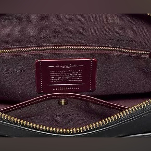 Coach - Picture 7 of 7